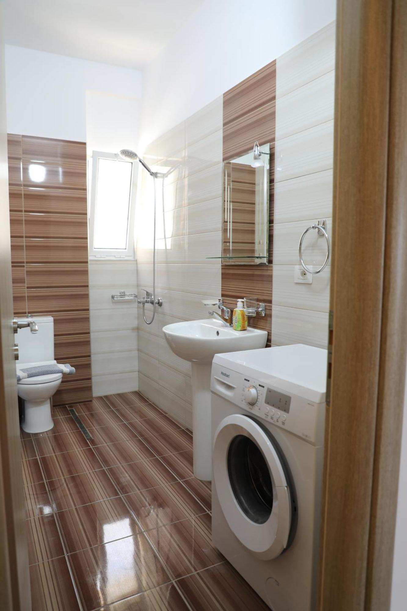 Saranda Apartaments Meta ภายนอก รูปภาพ